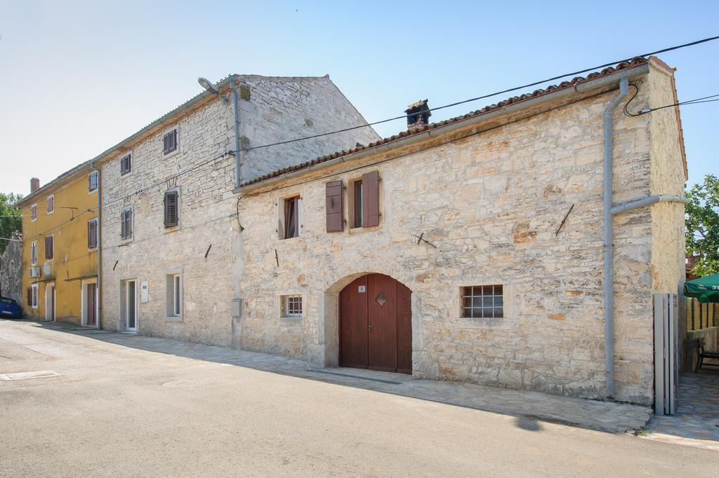 Apartments Borgo 8 Tar-Vabriga Exteriér fotografie